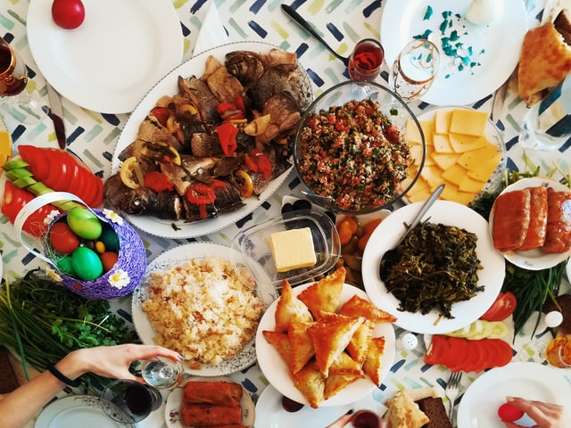gor-davtyan-b1aT3t3uq2E-unsplash (1) Feast Around the World